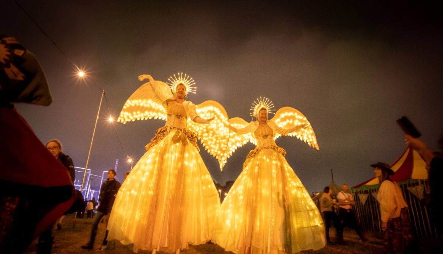 Christmas Themed Stilt-Walkers
